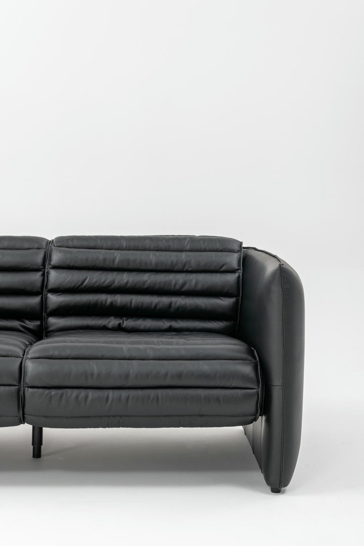 Airframe Sofa 4-Seater | HEAVEN 600
