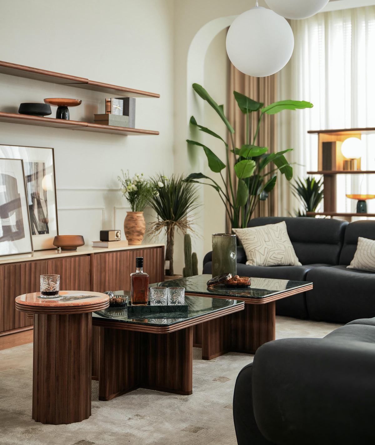 Hotel Paradiso Round End Table