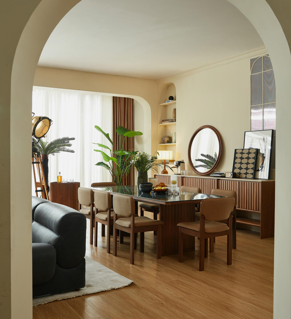 Hotel Paradiso Round Oversized Mirror