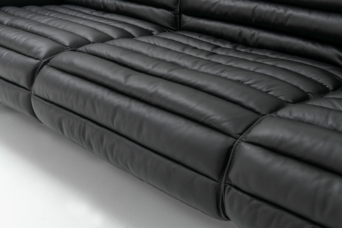 Airframe Sofa 4 Seater