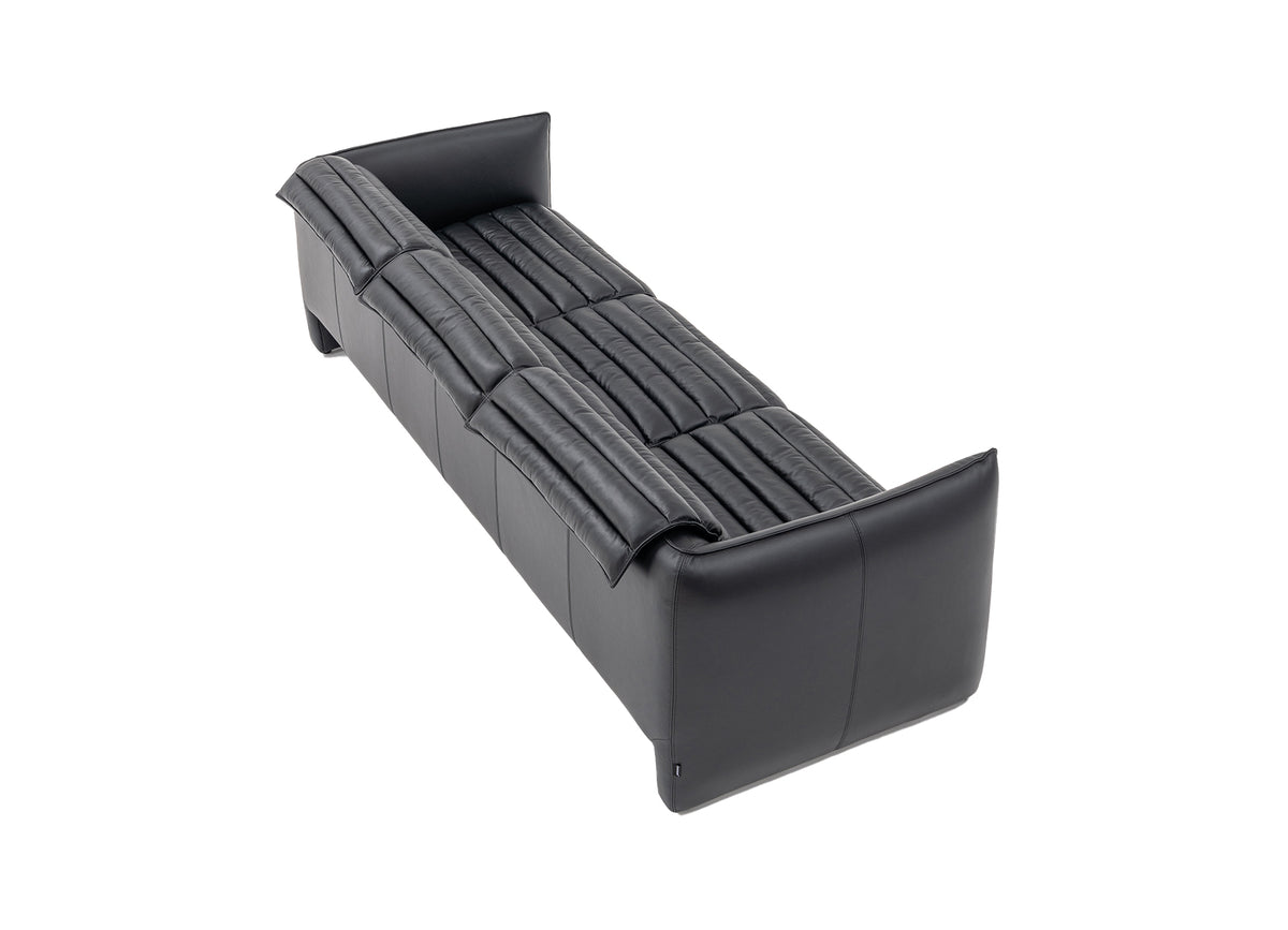 Airframe Sofa 4 Seater