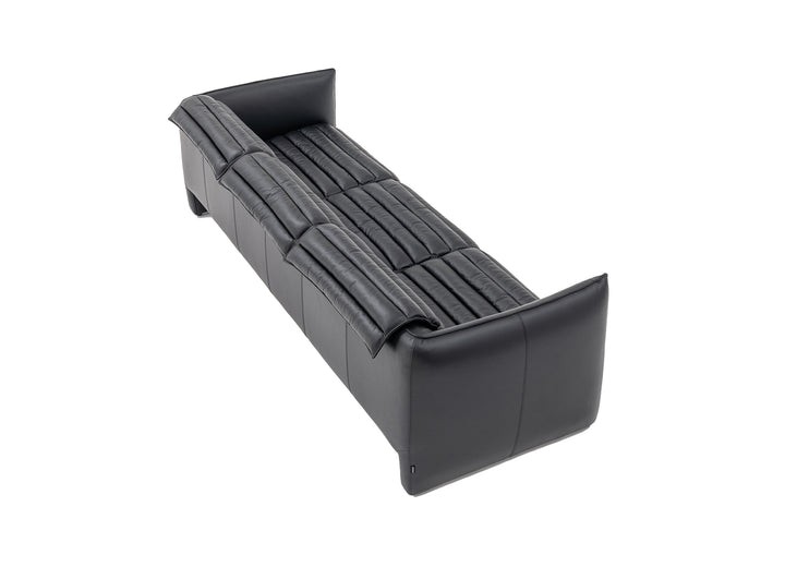 Airframe Sofa 4 Seater