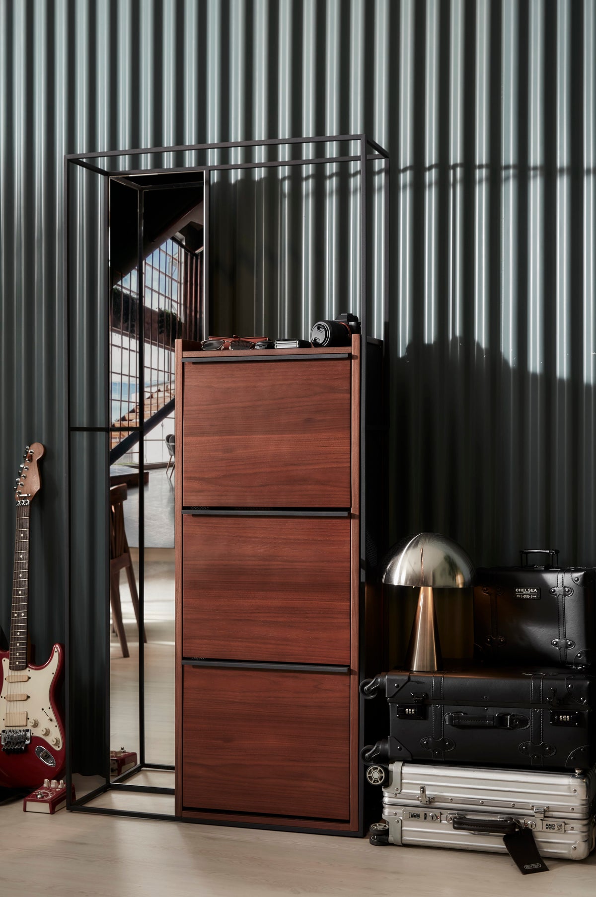 Cadre Shoe Rack