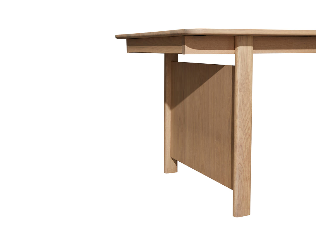 Copenhang Dining Table