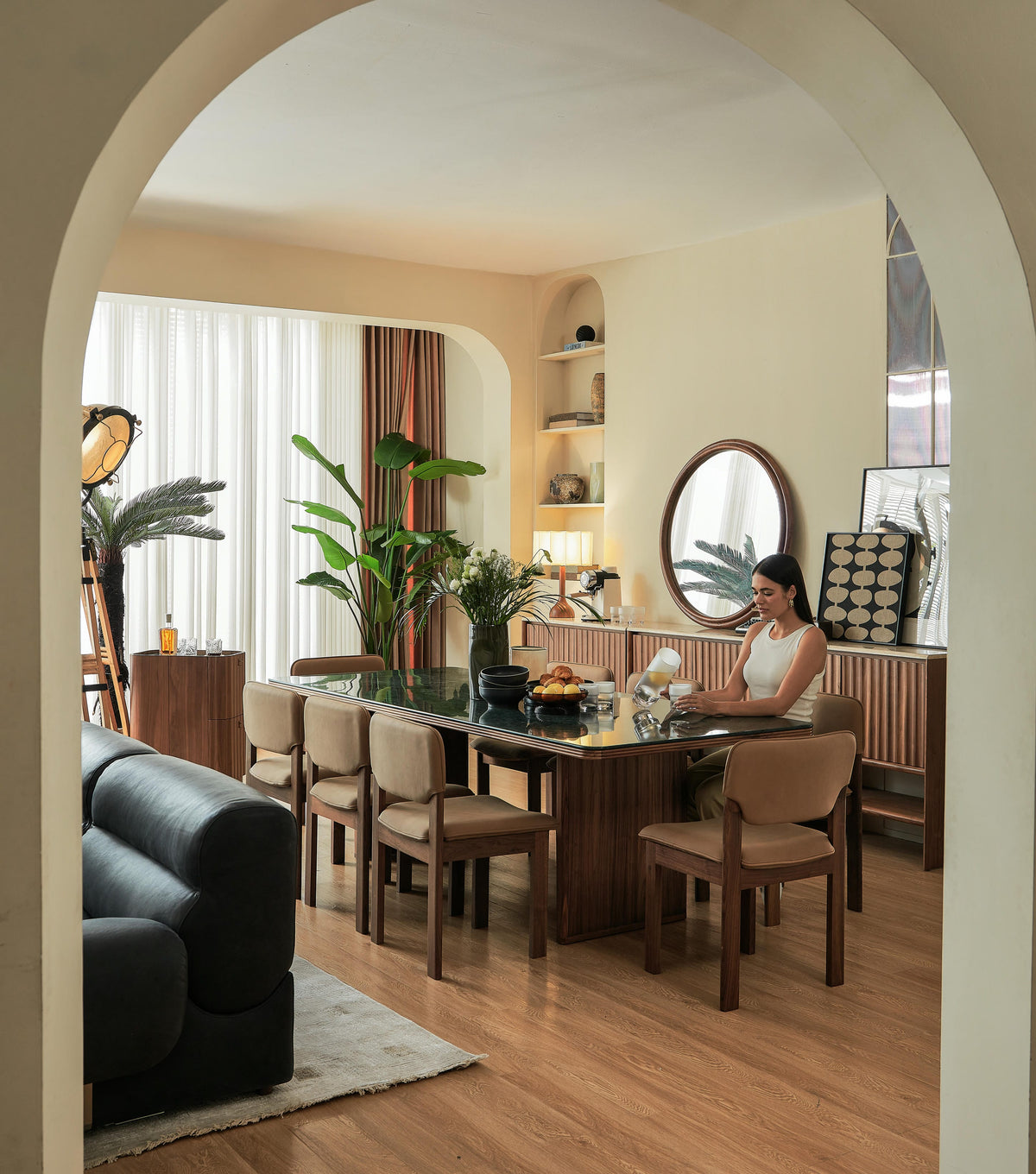 Hotel Paradiso Round Oversized Mirror