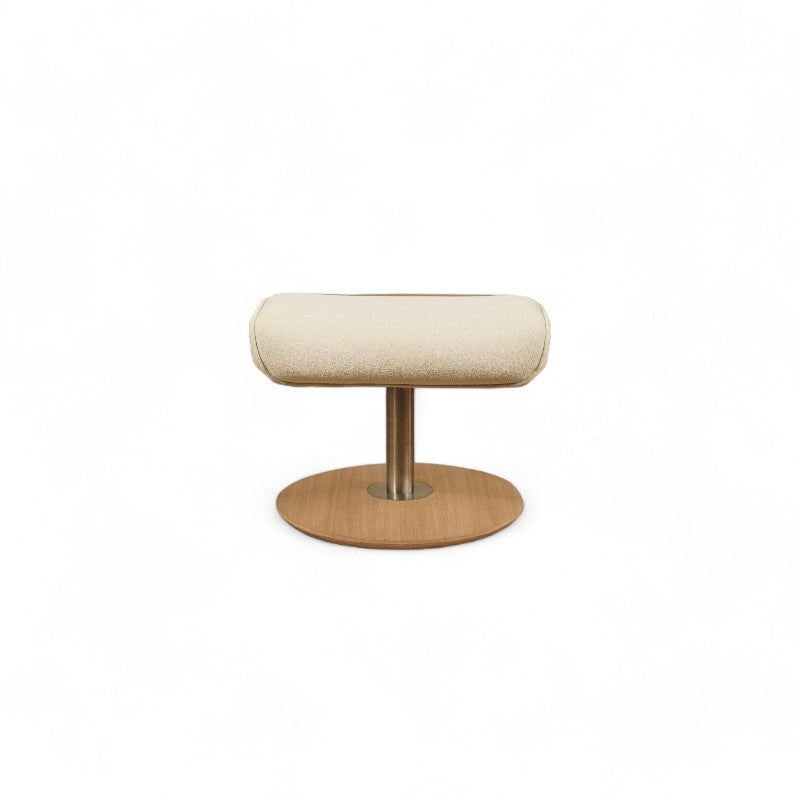 Hegen Recliner Stool