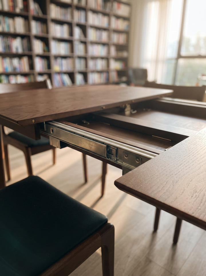 Rituals Extendable Dining Table