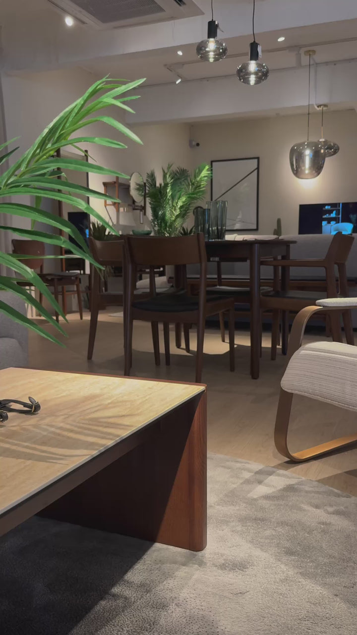 Rituals Extendable Dining Table