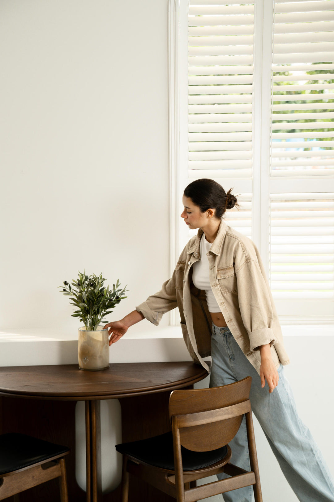 Rituals Round Dining Table