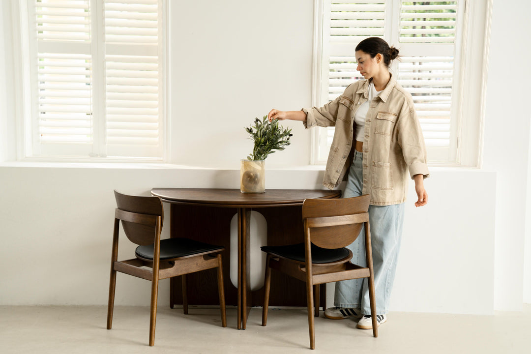 Rituals Round Dining Table