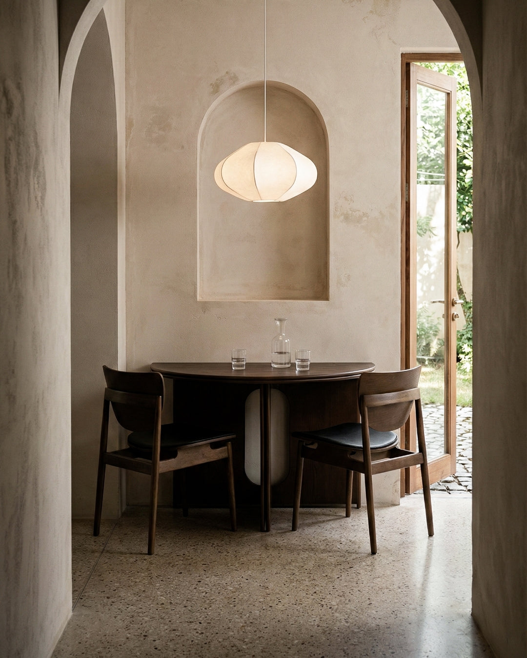 Rituals Round Dining Table